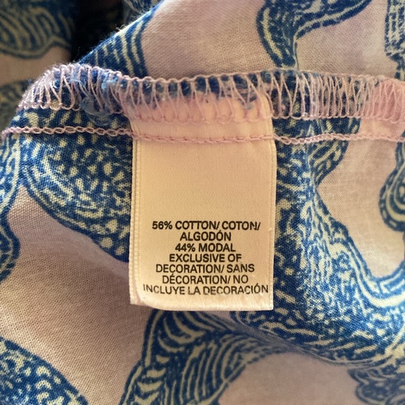 ✨VS Night Shirt/Gown - Medium - Picture 7 of 7